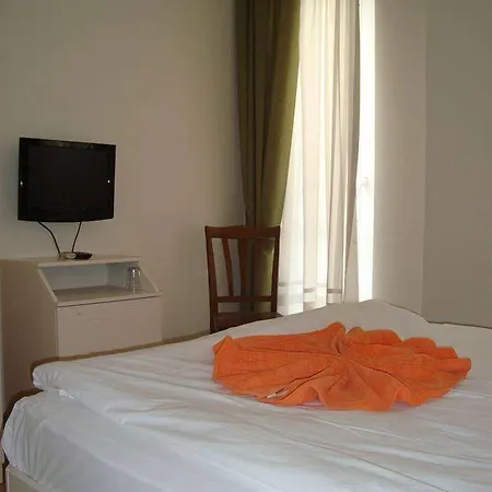 Mera Park 3* Antalya