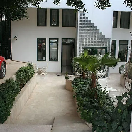 Mera Park מלון 3*