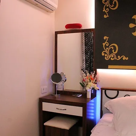 Mera Park Hotel